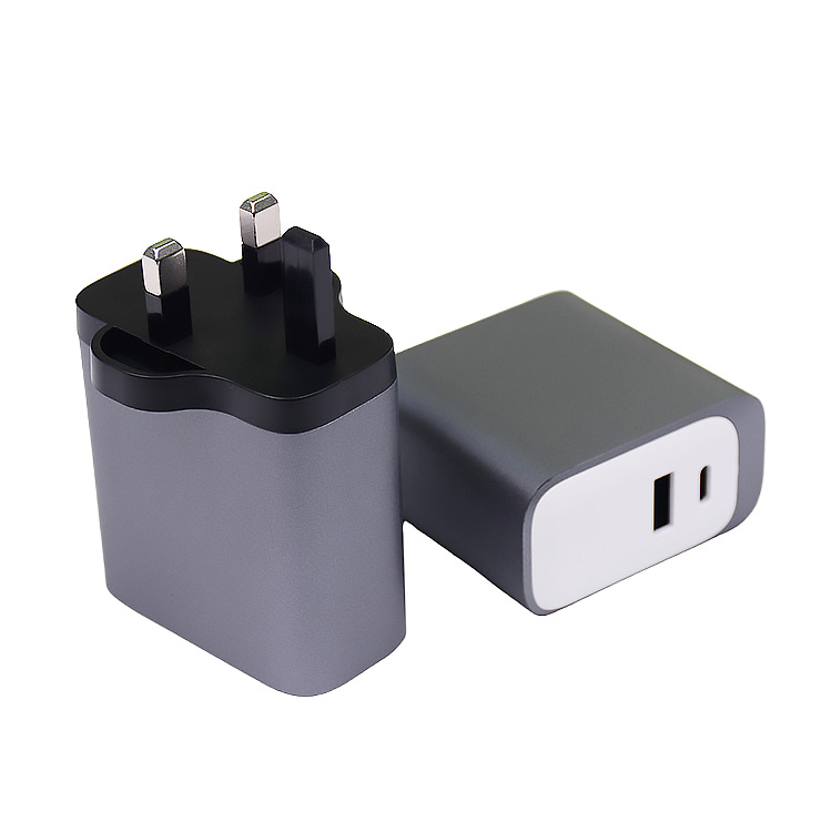 充電器外殼